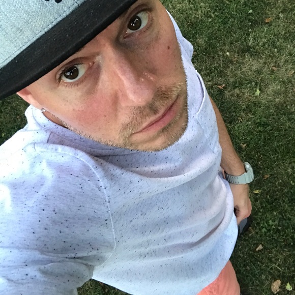 Meet your Posher, Jeremy - Picture 4 of 12